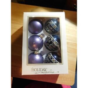 Christmas Glass Ornaments Holiday Memories 6  Preowned Opened Box